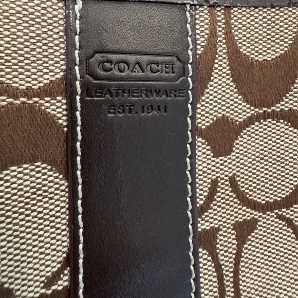 COACH Signature Crossbody bag Brown Small - Picture 4 of 13